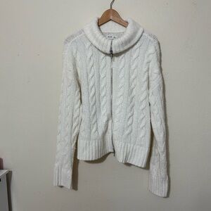 Hollister Comfy Cloud Zipup Cableknit Sweater XL 
Preppy